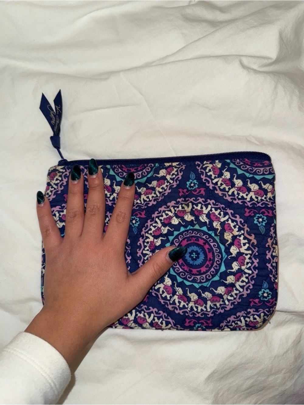 Vera Bradley Elephant Weekender Bag + Pouch - Picture 6 of 6